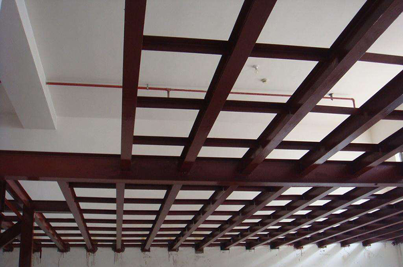 鋼結(jié)構(gòu)廠房裝修閣樓搭建多少錢一平方？